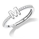Análisis detallado: Descubre el encanto del anillo con letra 'M' en tu moda diaria