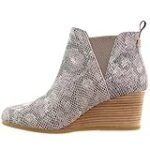 Descubre el Estilo Único de las Botas Serpiente: Análisis de Moda en Boot Snake