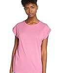 Análisis de Moda: Descubre cómo lucir una camisa rosa chicle con estilo