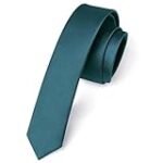 Análisis de estilo: La elegancia de la corbata estrecha verde