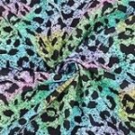 Análisis de la tela de leopardo: ¡Descubre cómo combinarla con colores vibrantes para un look de moda único!